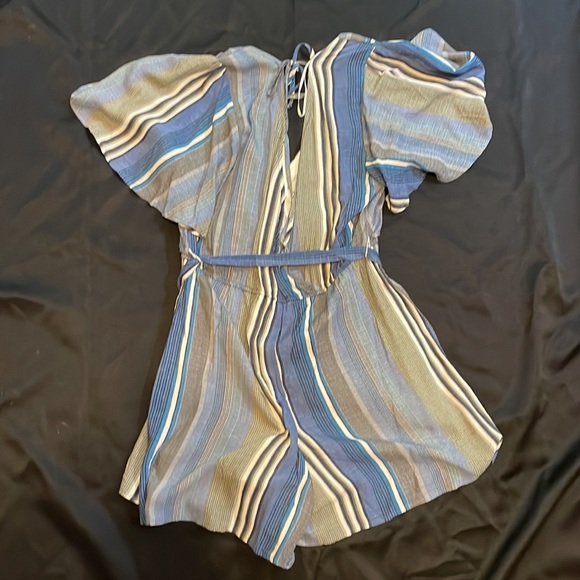 Striped Romper - Picture 3 of 3